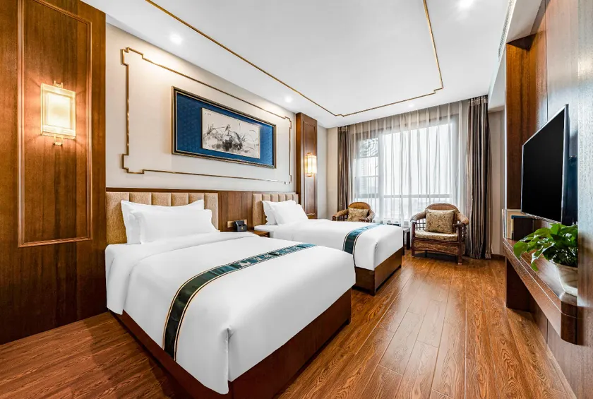 Meishan Huangming Hotel (San Su Temple Branch) - Image 1