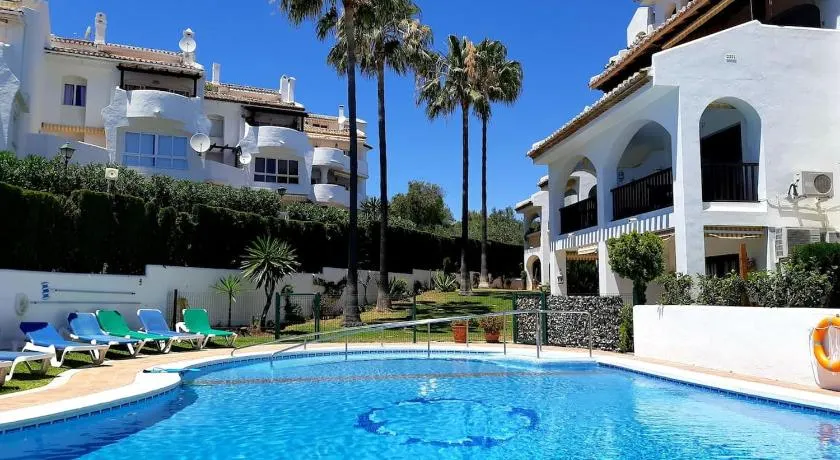 31 Caserio Calahonda breathtaking views near the sea - Image 1
