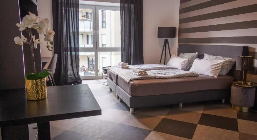 Giessener Bett Apart - Image 1