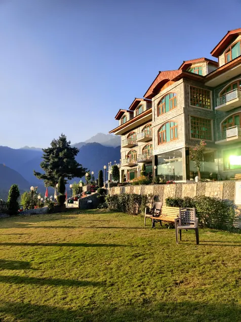 Srichan Resorts - Image 1