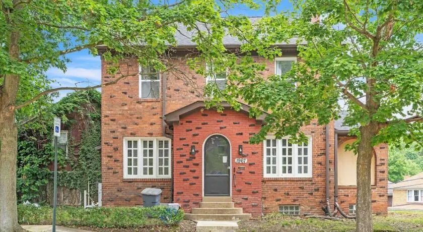 Where Classic Charm Meets Modern Serenity - Image 1