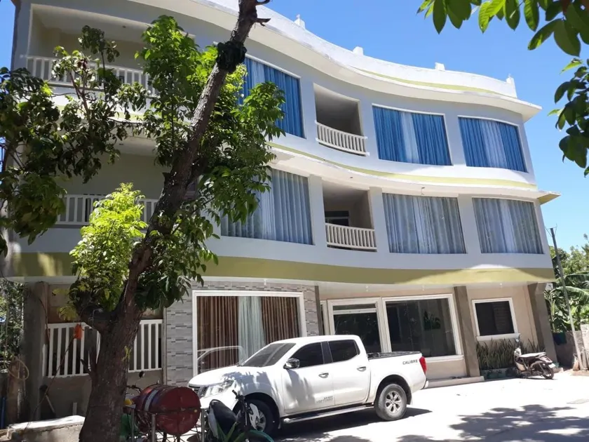 Sandscape Hotel - Image 1