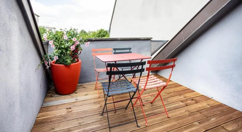 Appartement avec balcon à Strasbourg Robertsau - Image 1