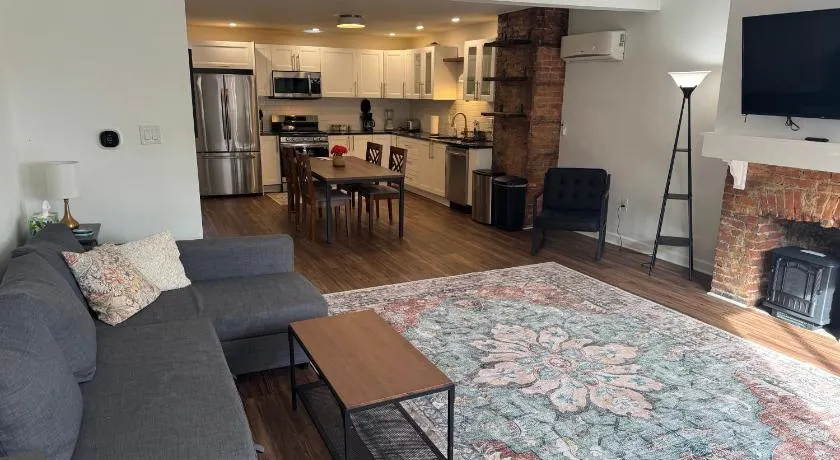 Home in the heart of Pittsburgh - Image 1