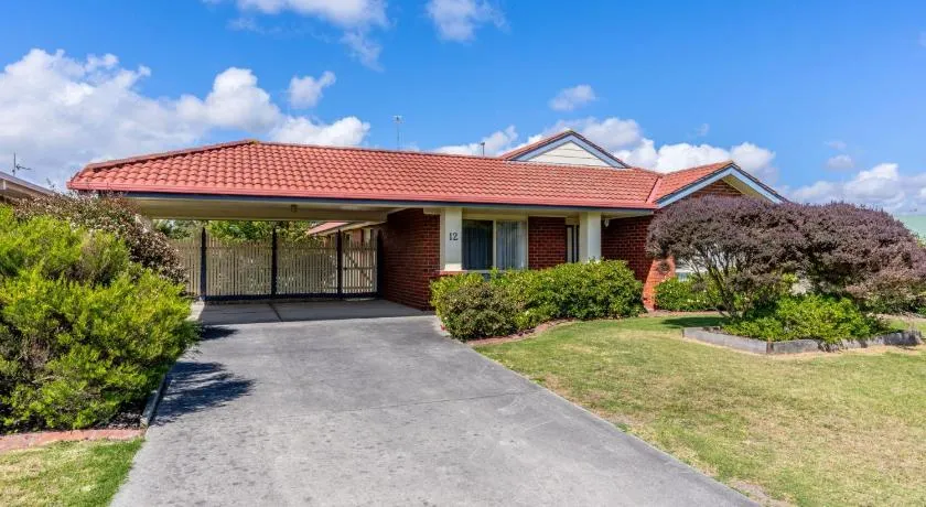 Alkira Inverloch - Image 1