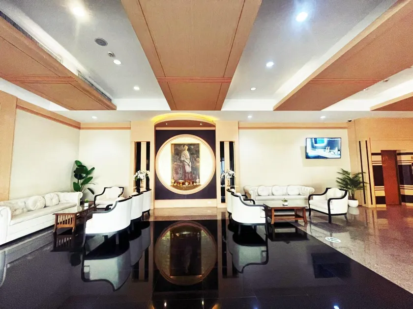 Valaya Hotel Pathumthani - Image 1