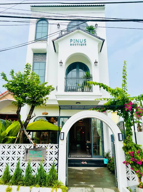 Hoi An Pinus Boutique - Image 1