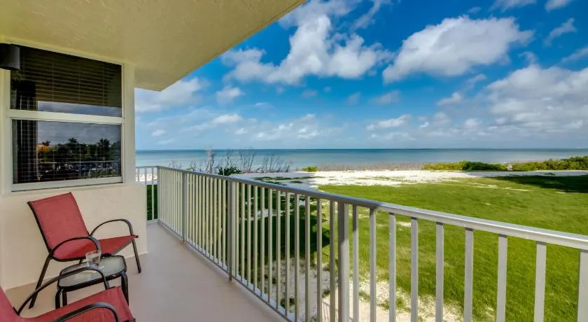 Estero Beach & Tennis #505C by RedAwning - Image 1
