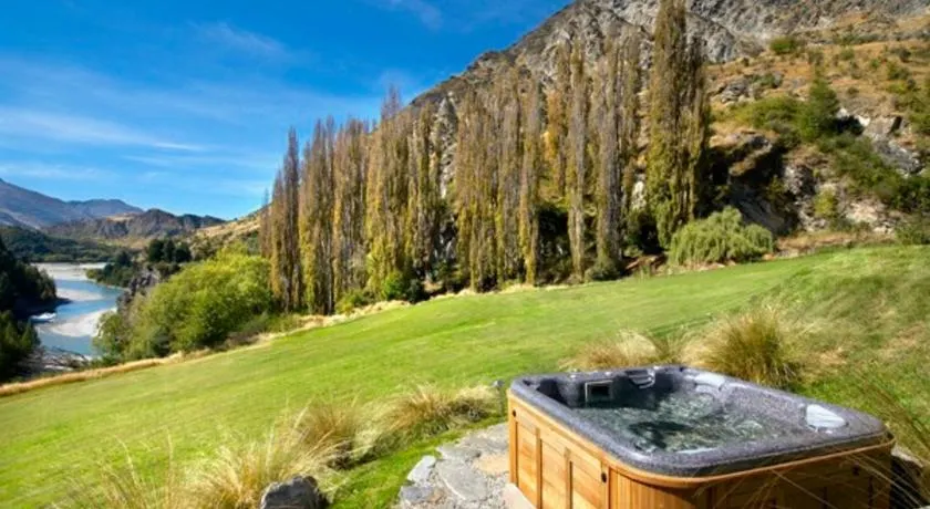 The Canyons B&B - Image 1