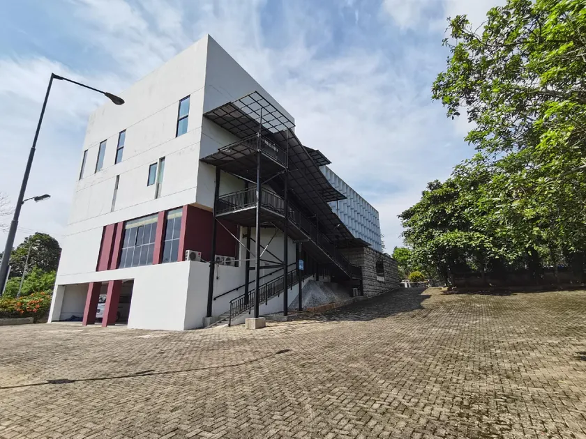 Aries Hotel Lampung - Image 1
