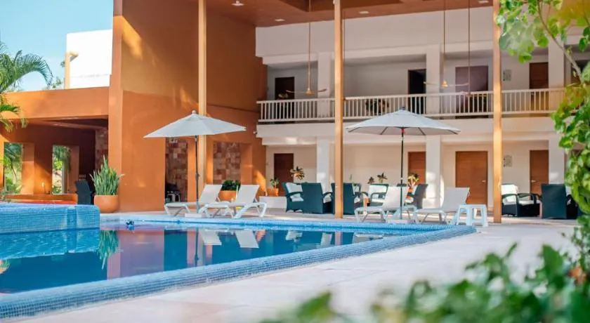 Hotel Ixzi Plus - Image 1