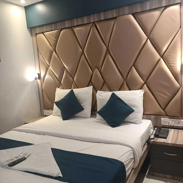 Hotel O Maharani Villa - Image 1