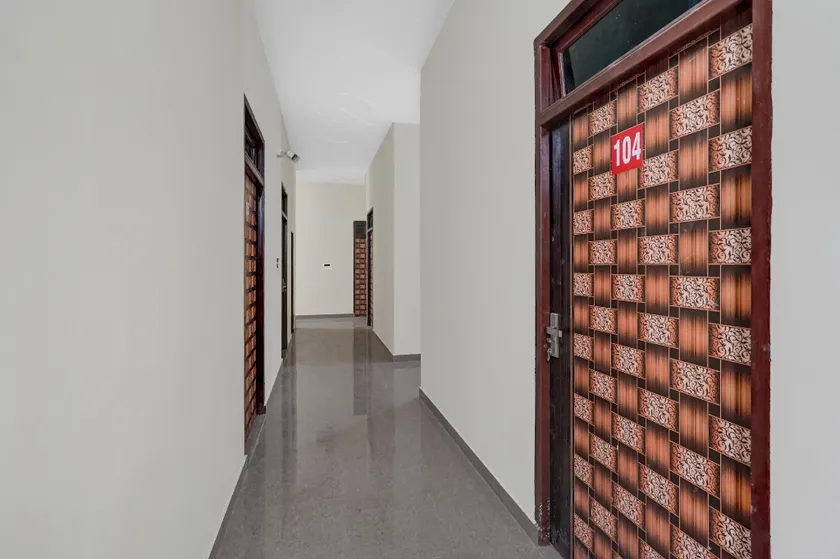 Hotel O Choudhary Hotel and Resort - Image 1