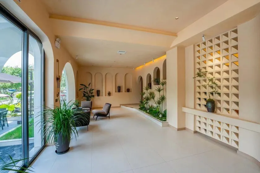 Tianlong Hotel - Image 1