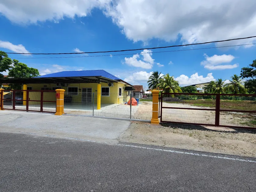 Homestay Cempaka Bukit Kangkar - Image 1