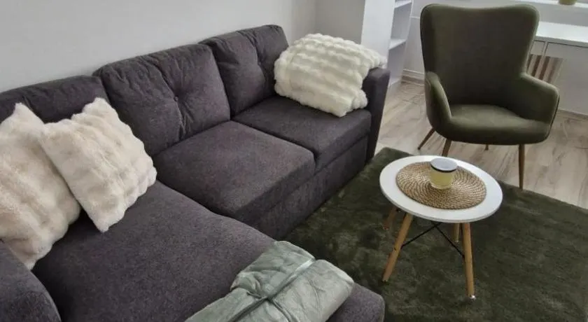 2-room apartment in the center, near Xbionic-sphere - Image 1