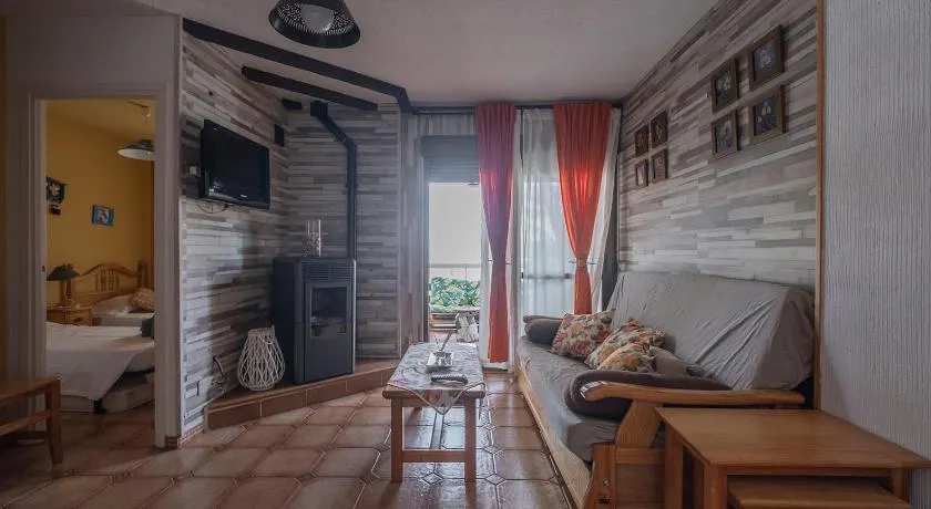 Apt Romántico con chimenea con Fibra óptica y terraza - Image 1