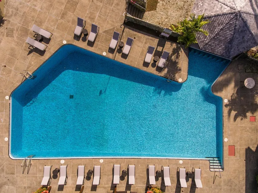 Mount Irvine Bay Resort - Image 1
