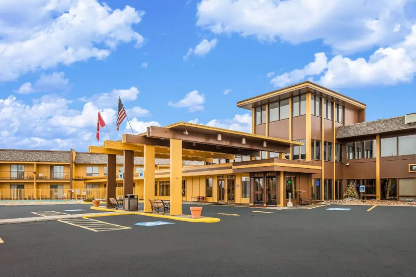 Quality Inn Big Sky - Image 1