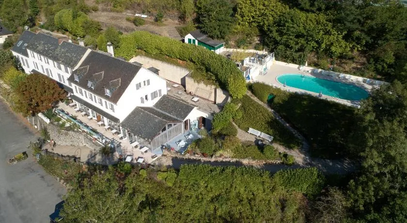 Logis Hôtel Le Belle Rive - Image 1