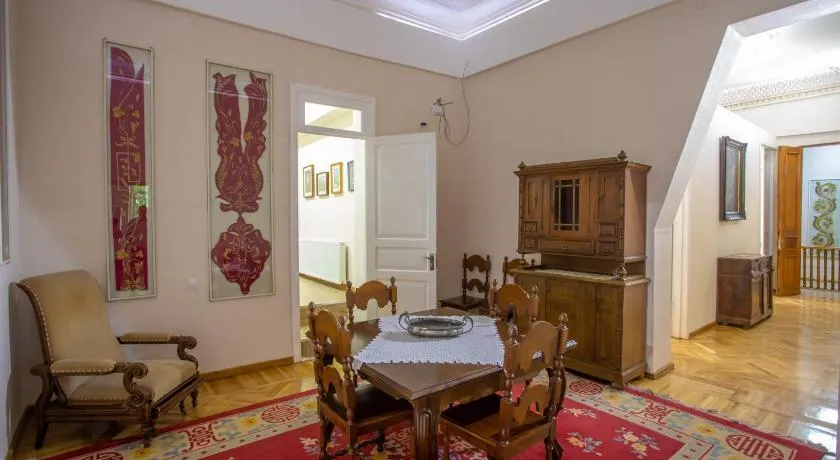 HOTEL VENETO - Image 1