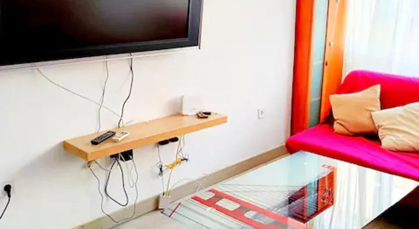 Habitación PRIVADA Zona Avda Velázquez - Image 1