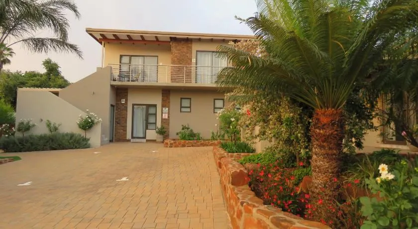 Sunbird Garden Cottage - Image 1