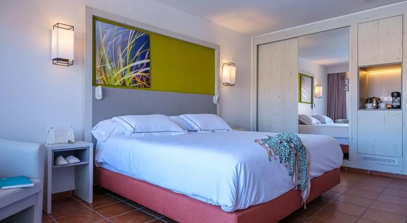 Oassium Hotel - Adults Only - Image 1