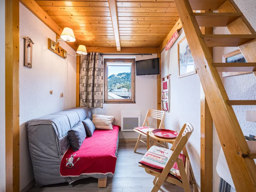 Cosy apartment in the mountains in Morillon - Image 1