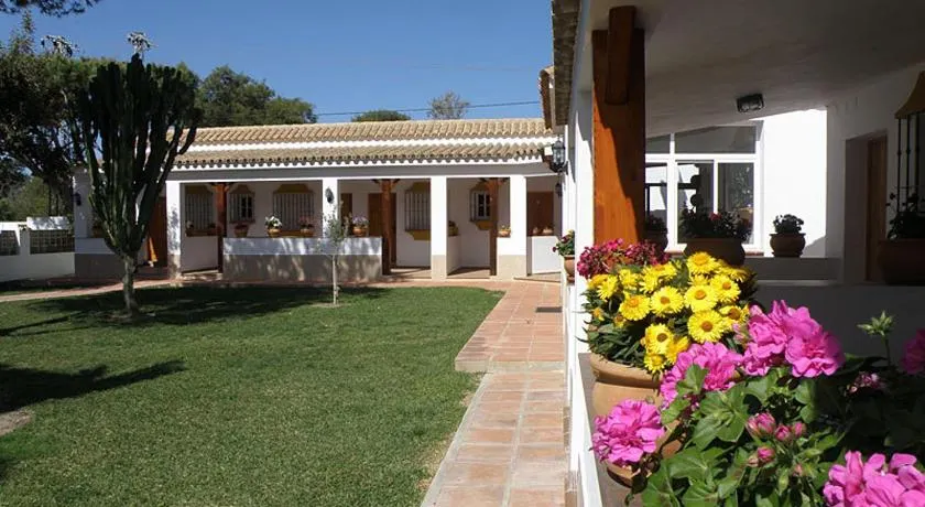 Hostal Las Acacias - Image 1