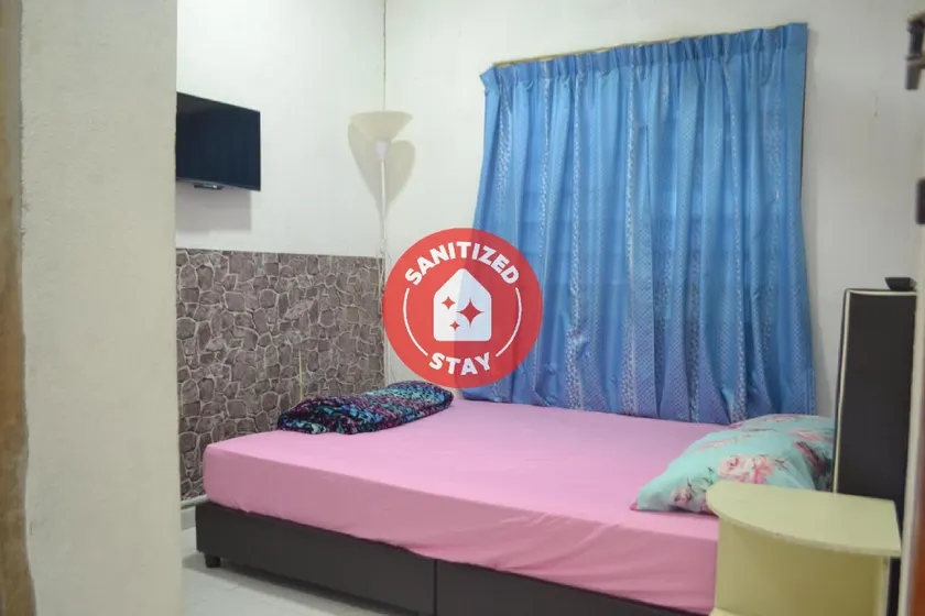 SPOT ON 89821 Batu Maung Sempoi Inn and Cafe - Image 1