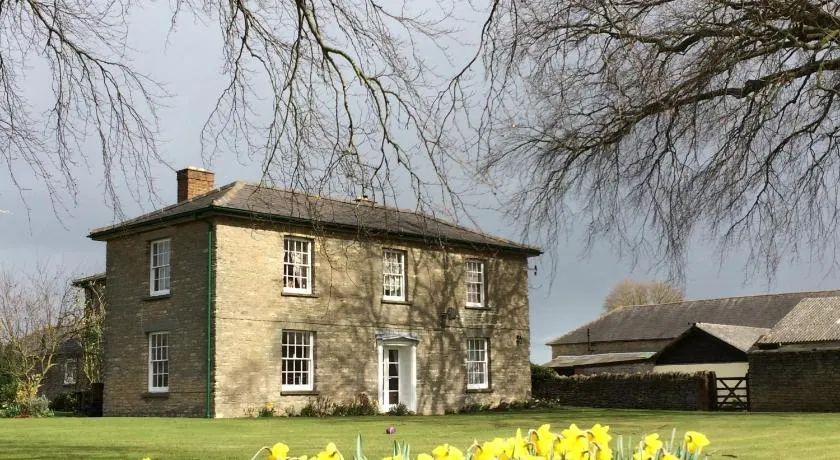 Ashton lodge farm - Image 1