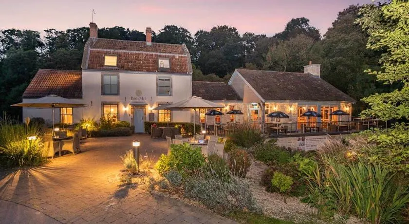 Bath Mill Lodge Retreat - Image 1