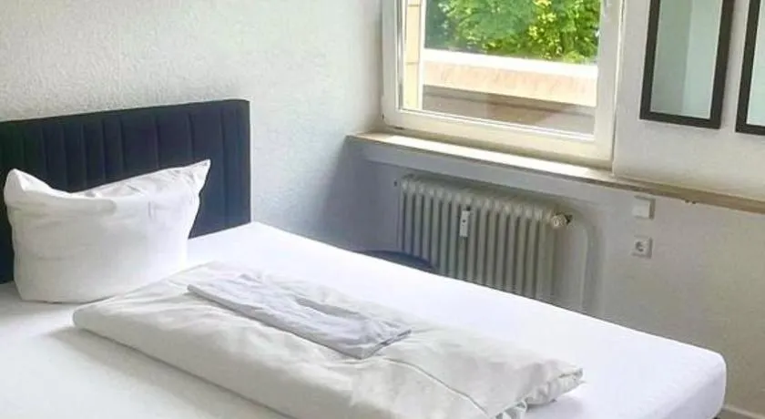 Pension QMT Reutlingen - Image 1