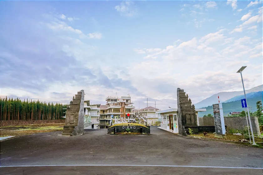 Horison Resort Dieng - Image 1