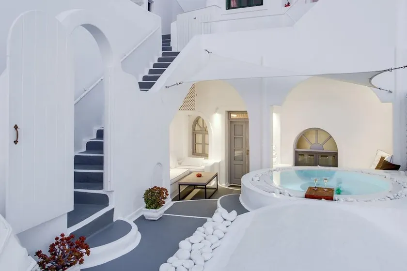 Dana Villas Hotel - Image 1