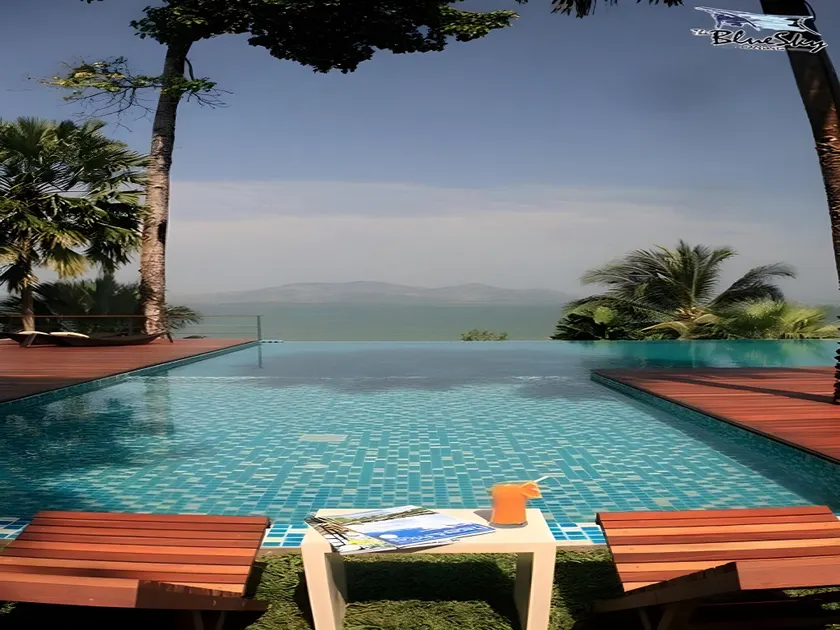The Blue Sky Resort@ Ranong - Image 1