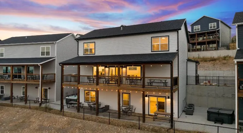 Summer Breeze home - Image 1