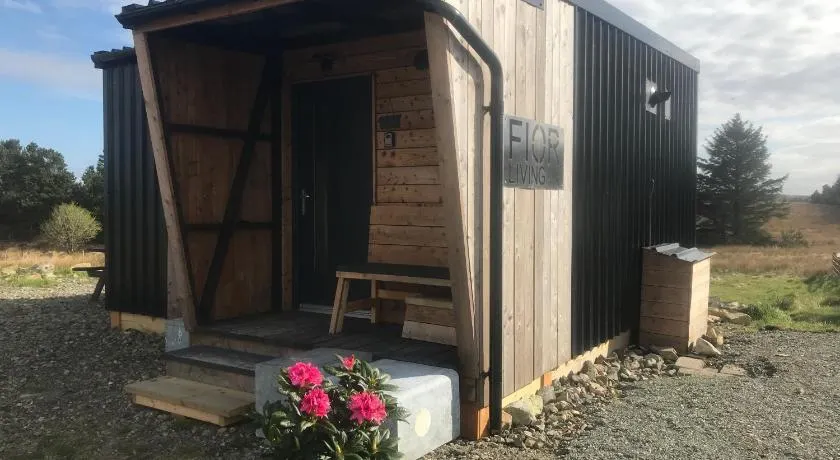 Macaulay Farm Cabin - Image 1