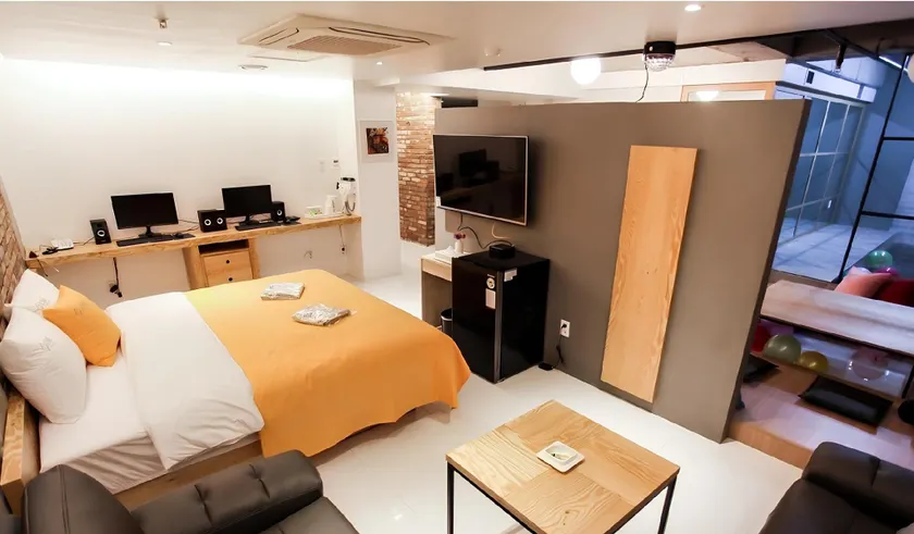 Incheon Airport Seogu Seoknam The Lime Hotel - Image 1