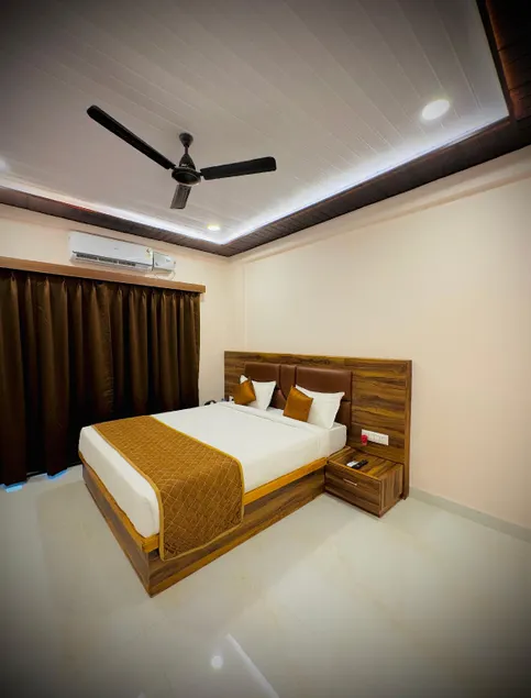 Seaside Beach Resort - Image 1