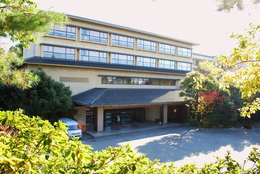 Yamashiro Onsen Midori no Yado Banshokaku - Image 1
