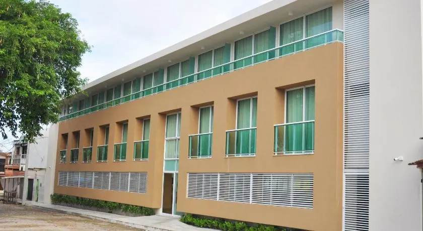 Rainha Hotel - Image 1