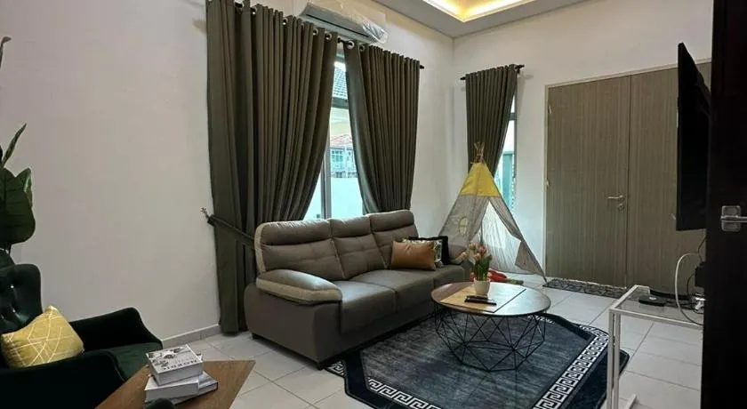 Homestay Private Pool - Image 1