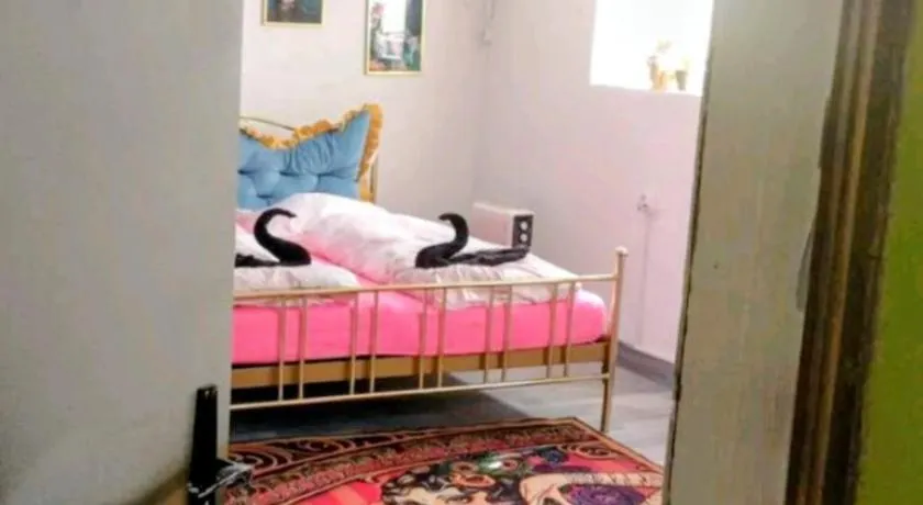 CrazyRoom - Image 1