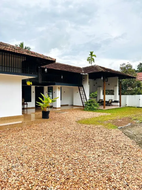 Cherys Bunglow Homestay- Rooms - Image 1