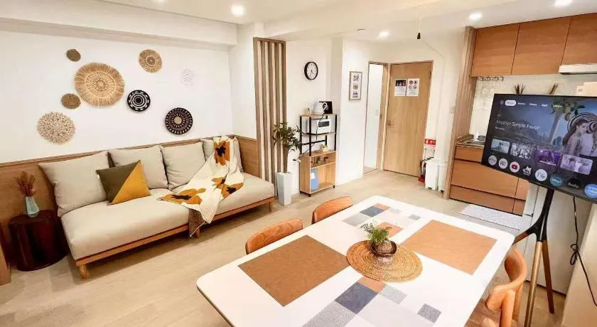 Designer 2BR with Japanese & Western Style Near Shinjuku Subway 5-Min up to 6 people - Image 1