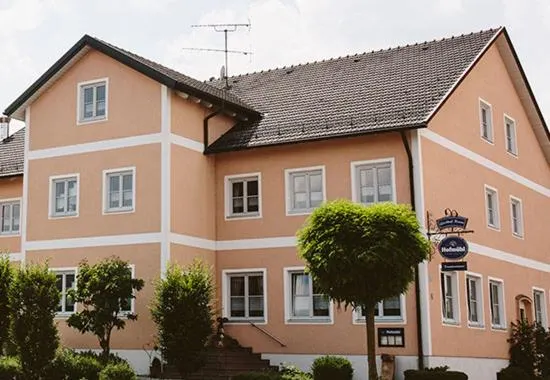 Gasthof Krone Ochsenfeld - Image 1