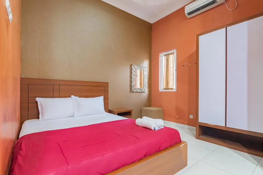 Hotel Markoni Pamanukan Mitra RedDoorz - Image 1