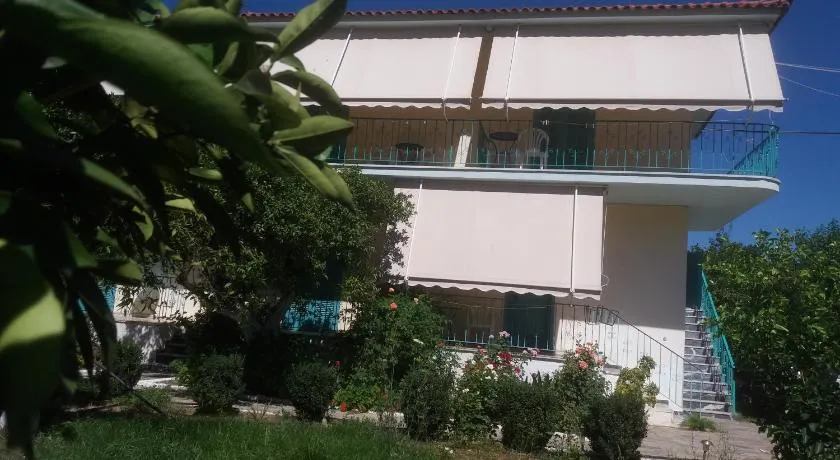 Mouragio Apartments - Image 1